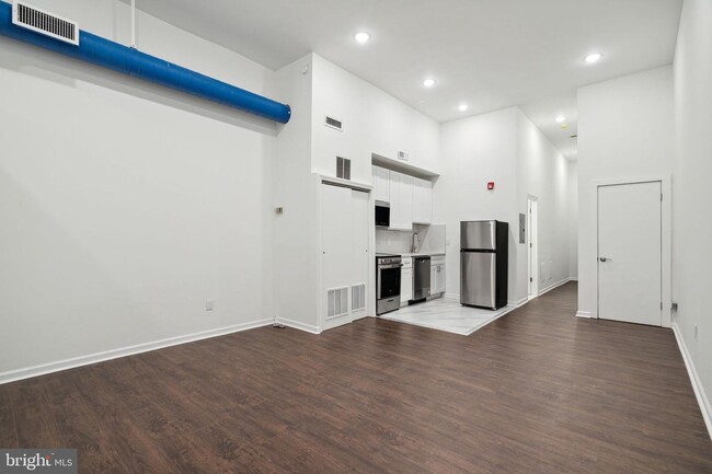Building Photo - 37 N 3rd St