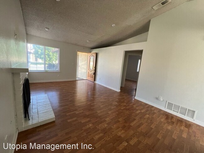 Building Photo - 2 br, 2 bath House - 523 W. Virginia St
