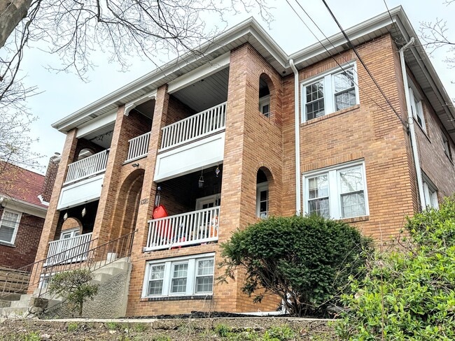 Building Photo - 1326 Arkansas Ave