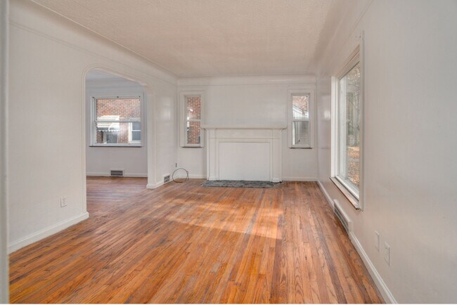 Foto del edificio - 15411 Seymour St