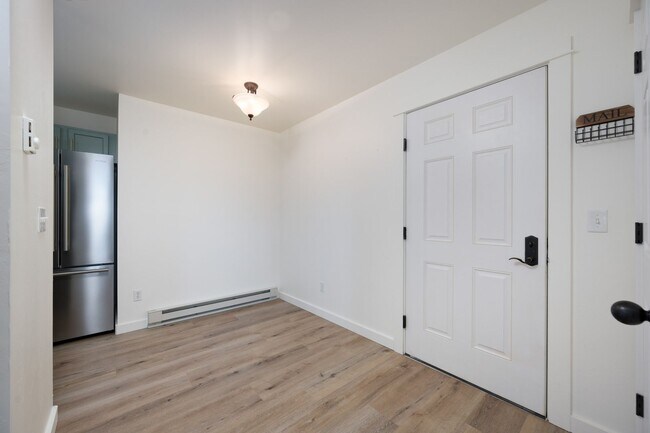 Building Photo - 4673 Bembrick St