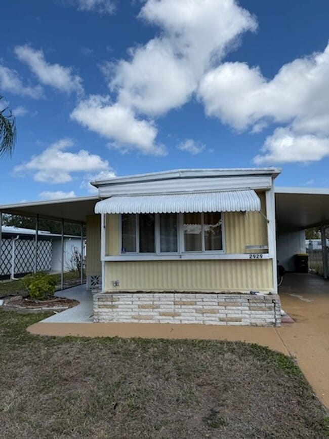 Foto del edificio - 55+ Community Home in Saralake Estates – 2 Bed / 2 Bath