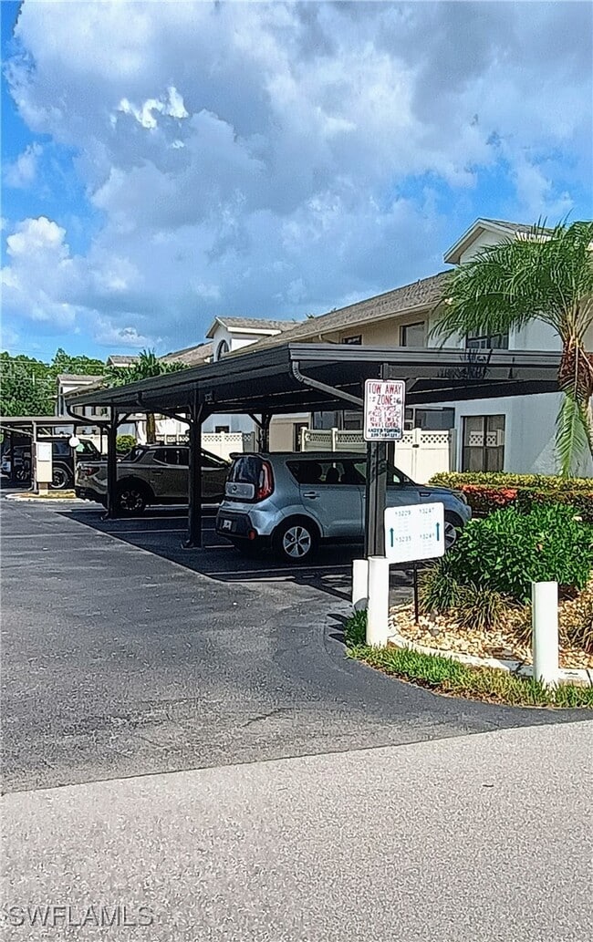 Building Photo - 13247 Whitehaven Ln