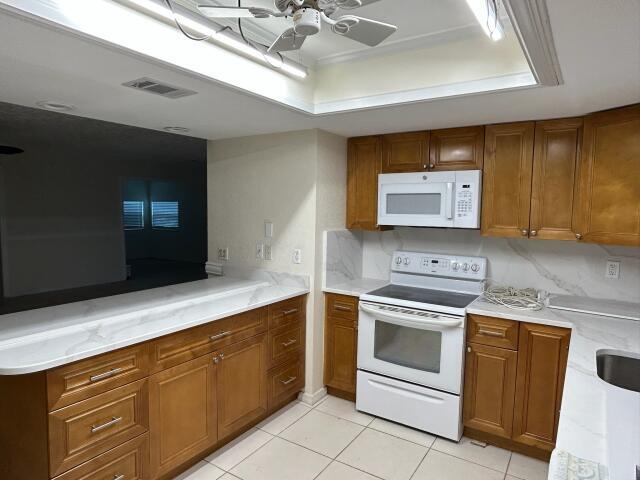 Foto del edificio - 412 Moody Ln