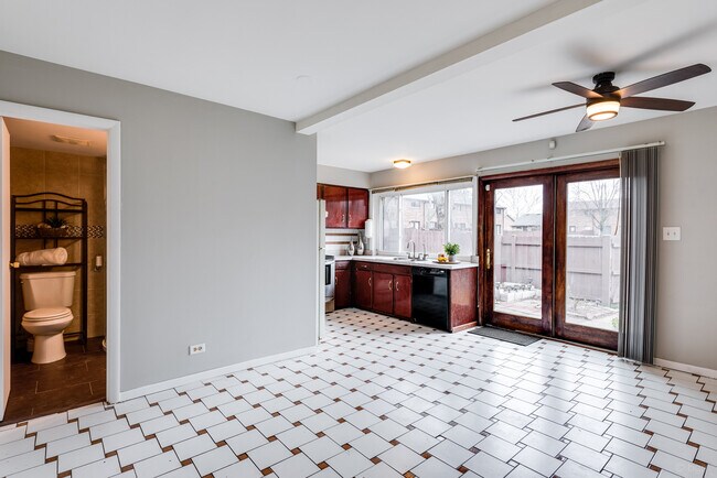 Foto del edificio - 18W269 Kirkland Ln