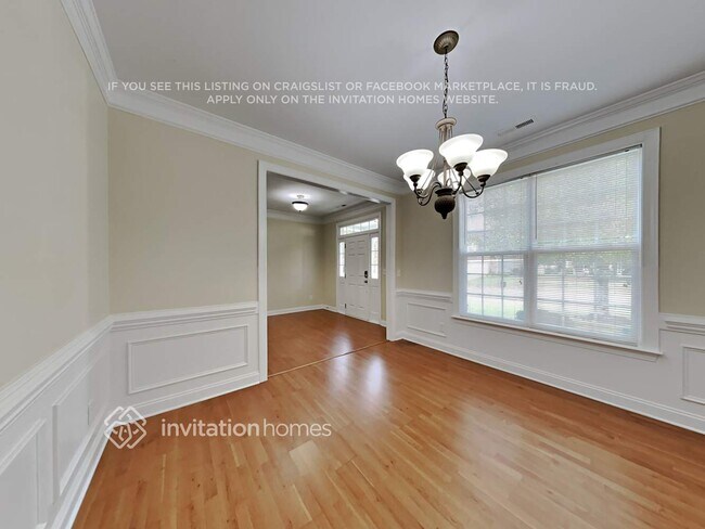 Foto del edificio - 8627 Ridgeline Ln