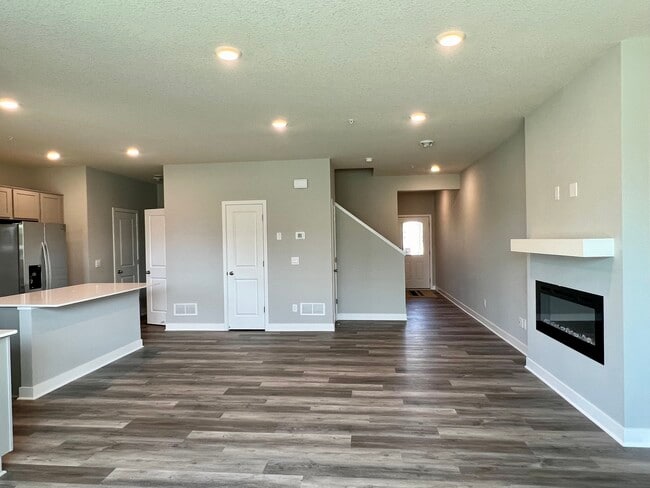 Building Photo - 17075 Dysart Pl