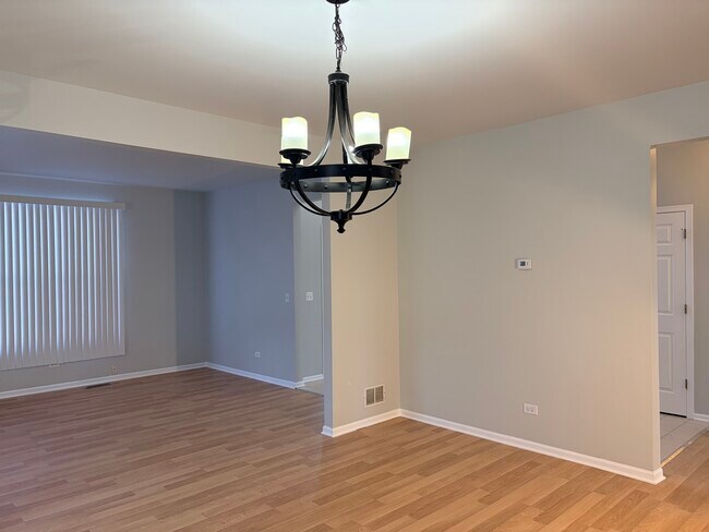 Foto del edificio - 1155 Clover Hill Ln