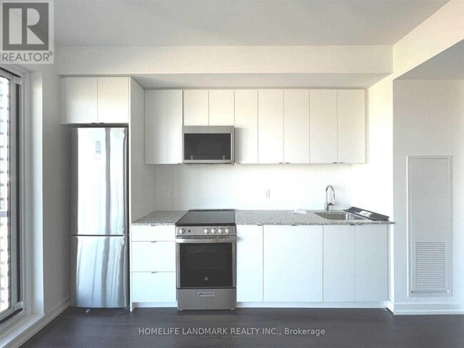 Building Photo - 49 E Liberty St