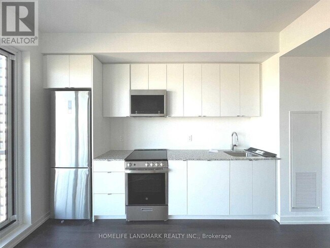 Photo du bâtiment - 49 E Liberty St