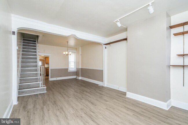 Building Photo - 1236 S 26th St