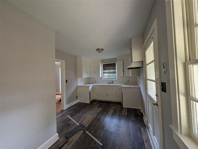 Foto del edificio - 10 Brantwood Dr