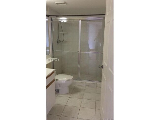 Foto del edificio - 3605 N Country Club Dr