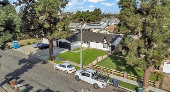 Building Photo - 13061 Tiller Ave