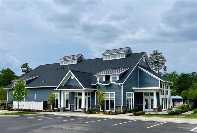 Foto del edificio - 6037 Crosswinds Blvd