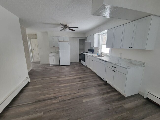 Building Photo - 491 Brakel Point Dr