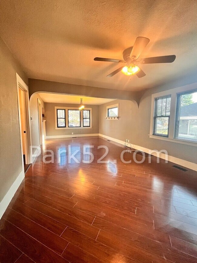 Foto del edificio - Beautiful Tacoma Single Family Home