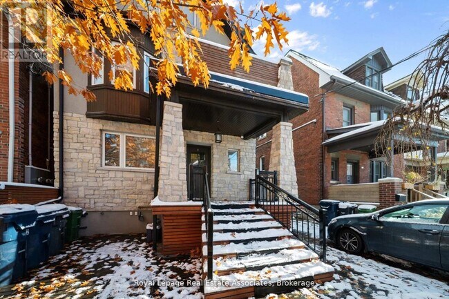 Building Photo - 531 Runnymede Rd