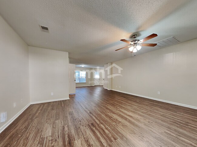 Building Photo - 125 Avalon Rd