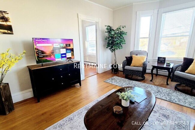 Foto del edificio - 30 Boutelle Ave