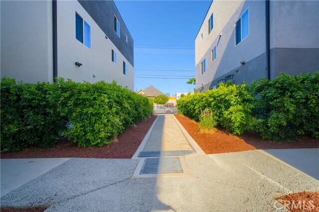 Foto del edificio - 1425 S New Hampshire Ave