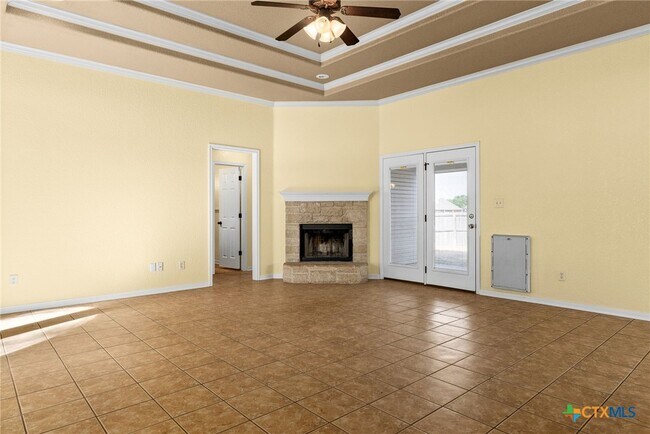 Foto del edificio - 5705 Bald Ridge Ct
