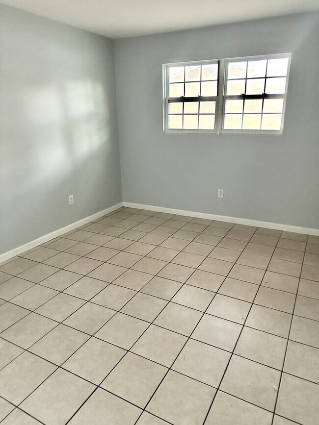 Building Photo - Multi-Family Property