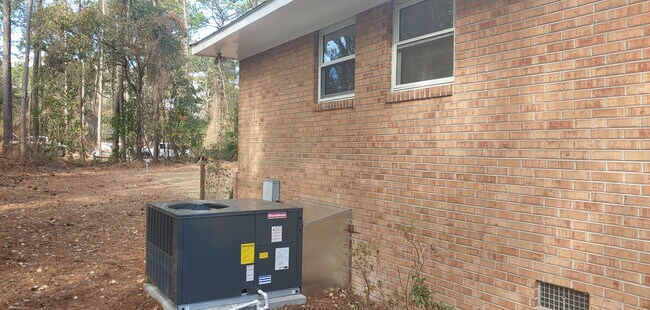 Building Photo - 116 Pine Clay Rd