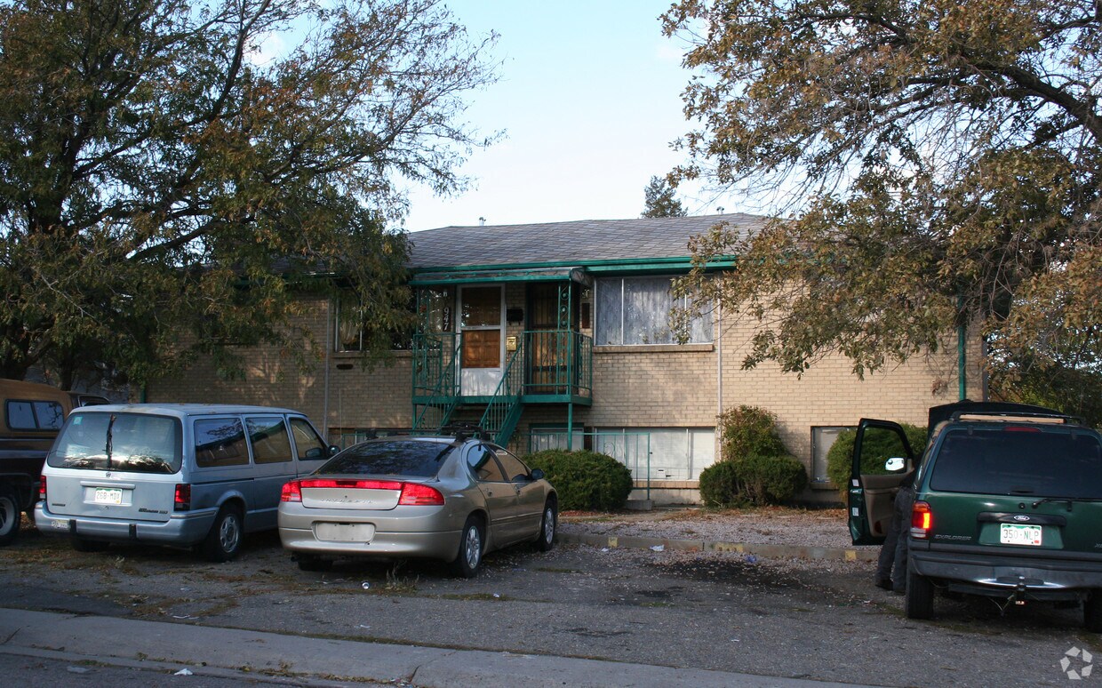 Foto del edificio - 941-949 S Utica St