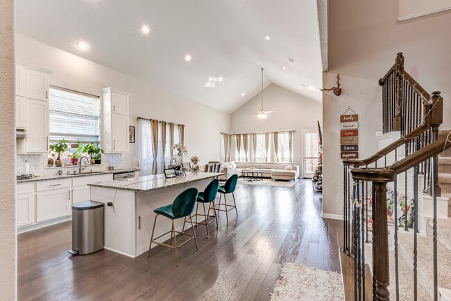 Foto del edificio - 722 Kingston Pl