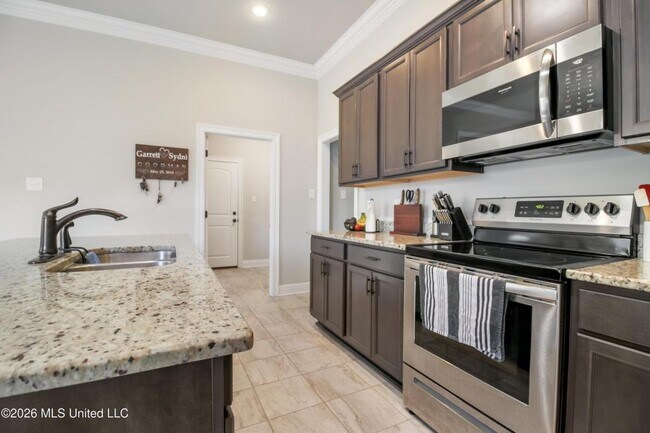 Foto del edificio - 3700 Victor Ln