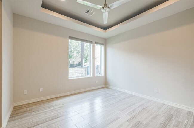 Foto del edificio - 711 W Clay St