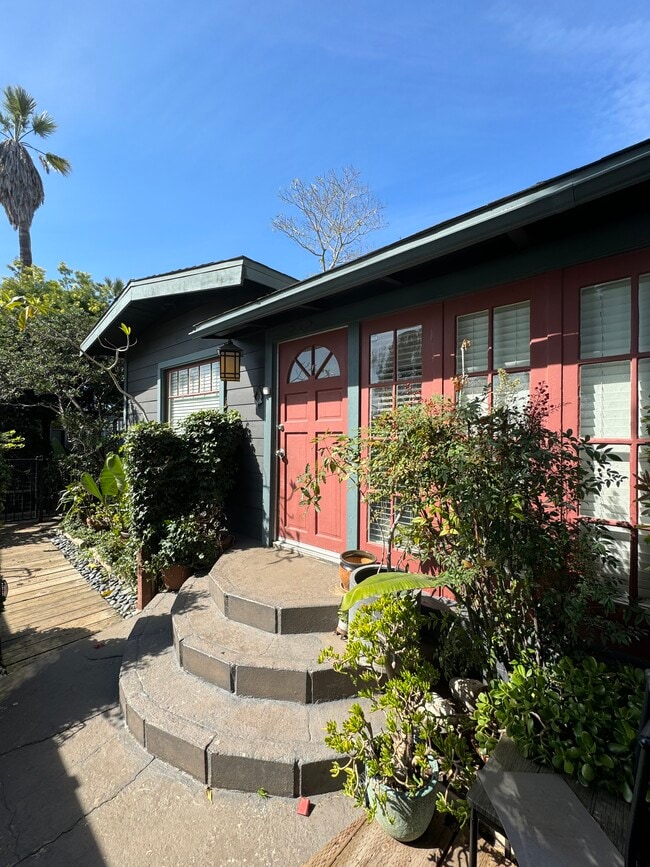 575 Grand Blvd