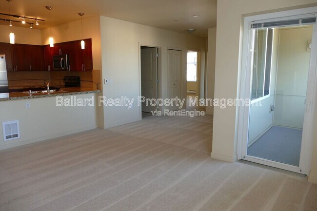 Foto del edificio - 5440 Leary Ave NW