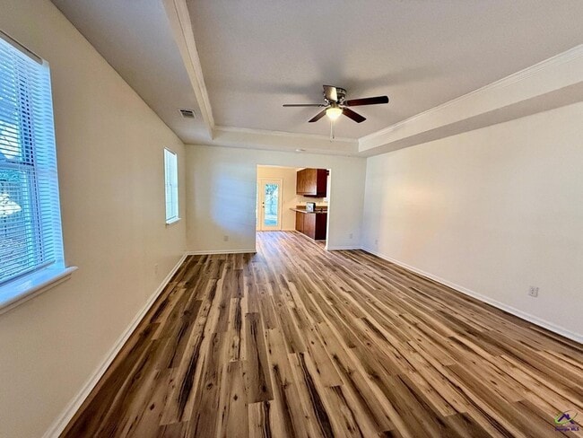 Foto del edificio - 126 Kensington Cir