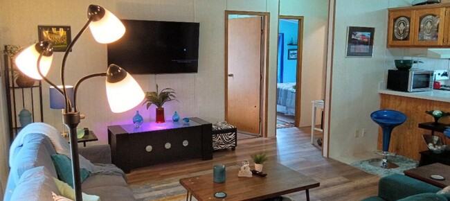 Building Photo - Valley Junction Gem - FURNISHED RENTAL