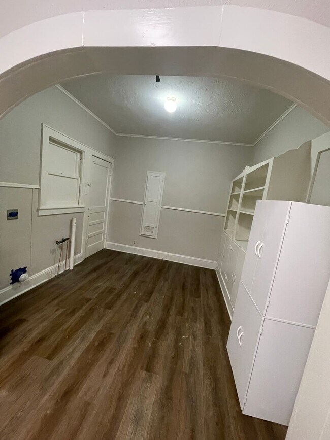 Foto del edificio - Beautiful One Bedroom Unit in Broadmoor