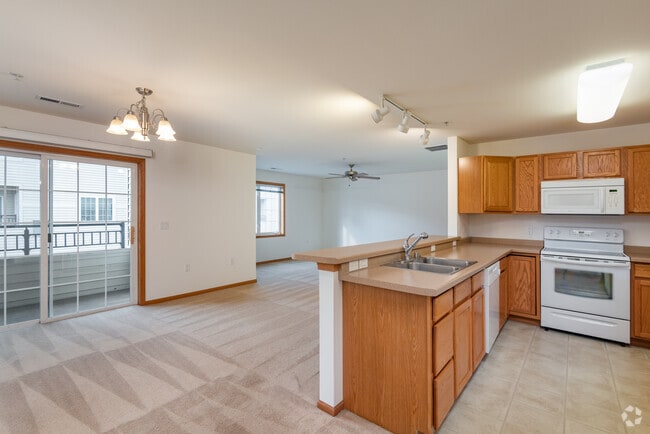 2HAB, 2,5BA - 984SF - The Commons of Foxboro