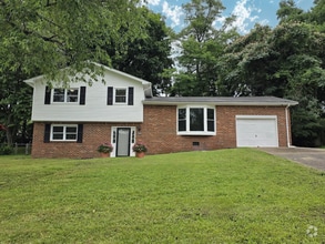 Building Photo - 2809 Brett Rd NW