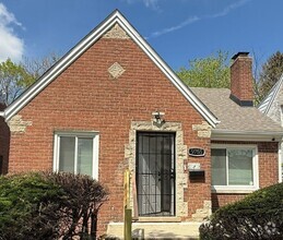 Building Photo - 9755 Somerset Ave