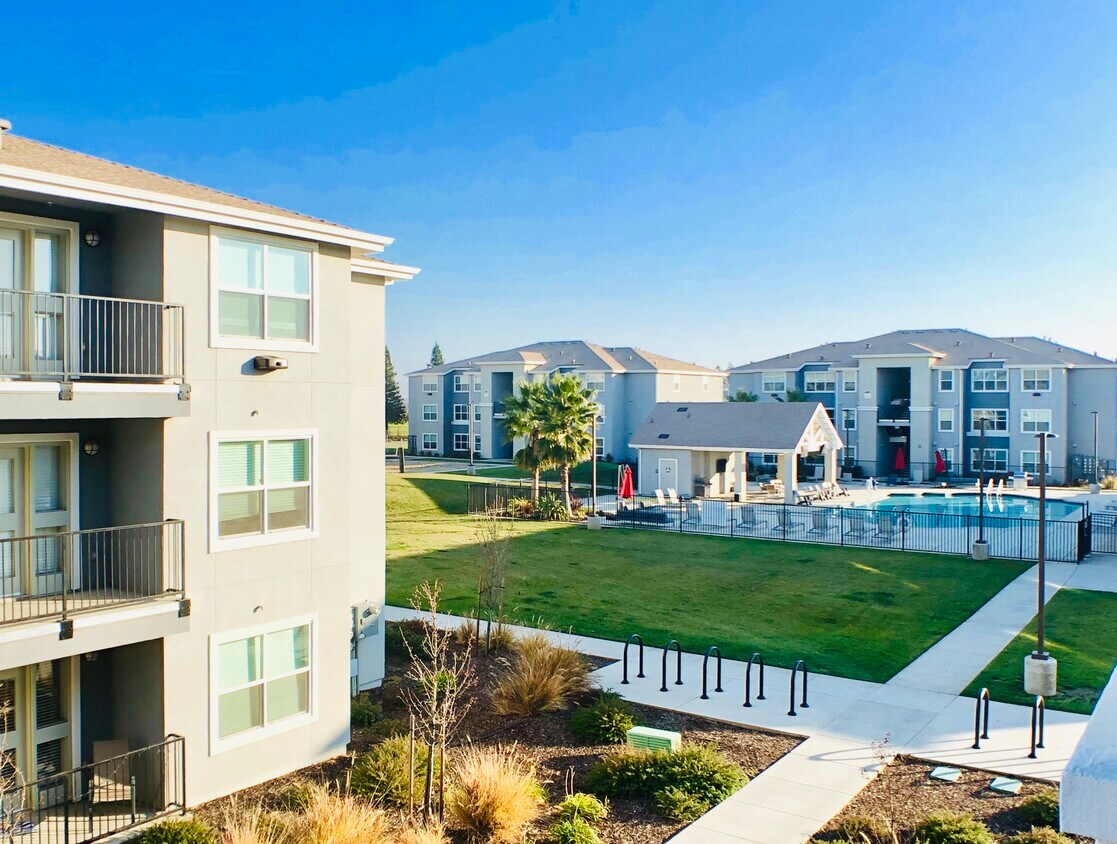 Lark Sacramento Apartments Sacramento, CA