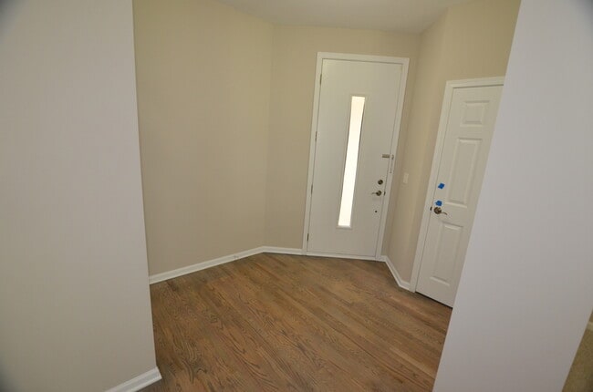 Foto del edificio - 1211 Townes Cir