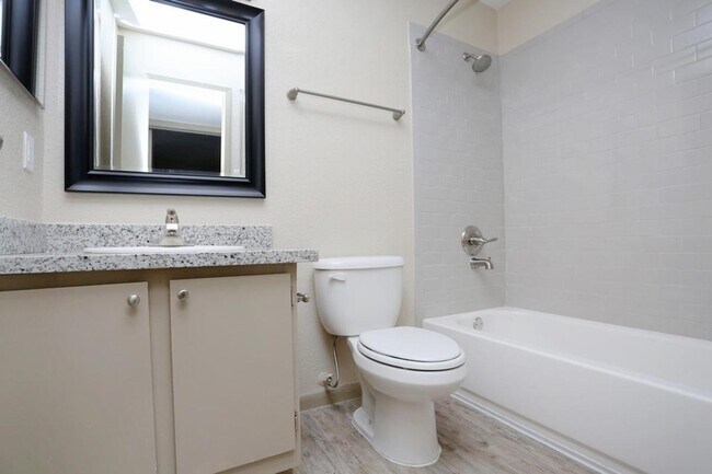 Foto del edificio - 510 Billie Bess Ln