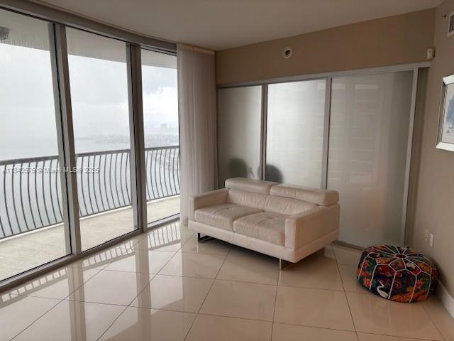 Foto del edificio - 1750 N Bayshore Dr