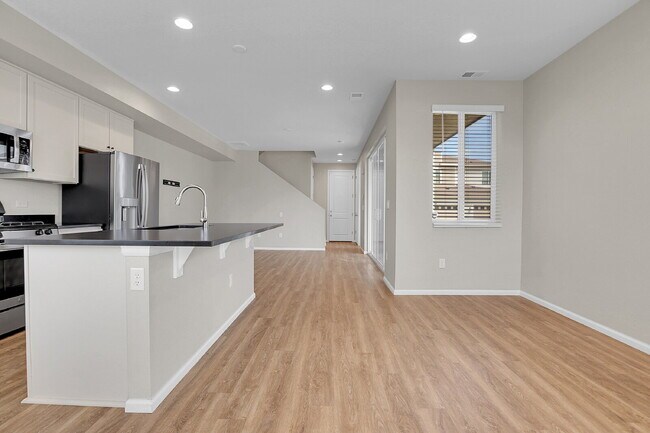 Photo - $2,600.00, 3 bedroom, 2.5 bathroom located... Apartment