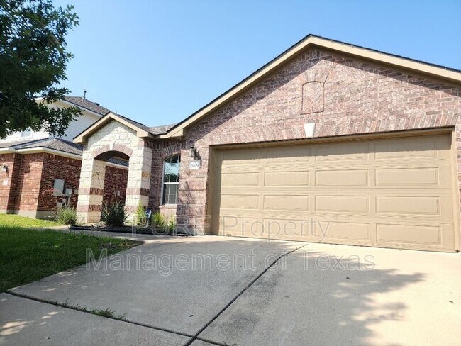 Foto del edificio - 18629 Blue Pond Dr