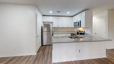 Interior Photo - Arbors at Lee Vista