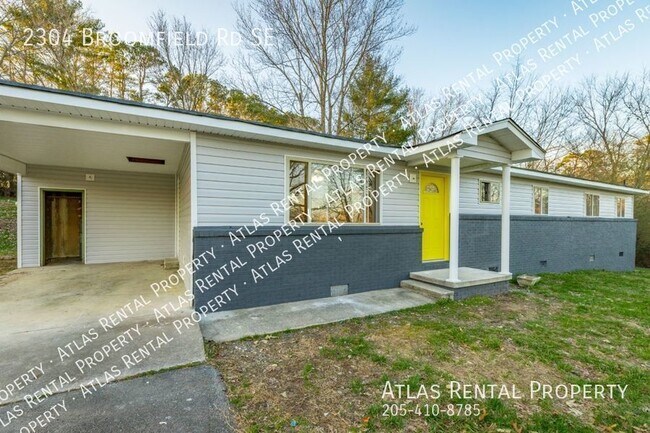 Foto del edificio - 2304 Broomfield Rd SE
