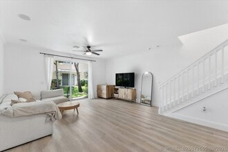 Building Photo - 7783 Deercreek Ct