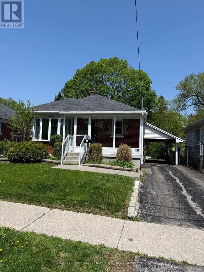 Building Photo - 210 Greenwood Ave